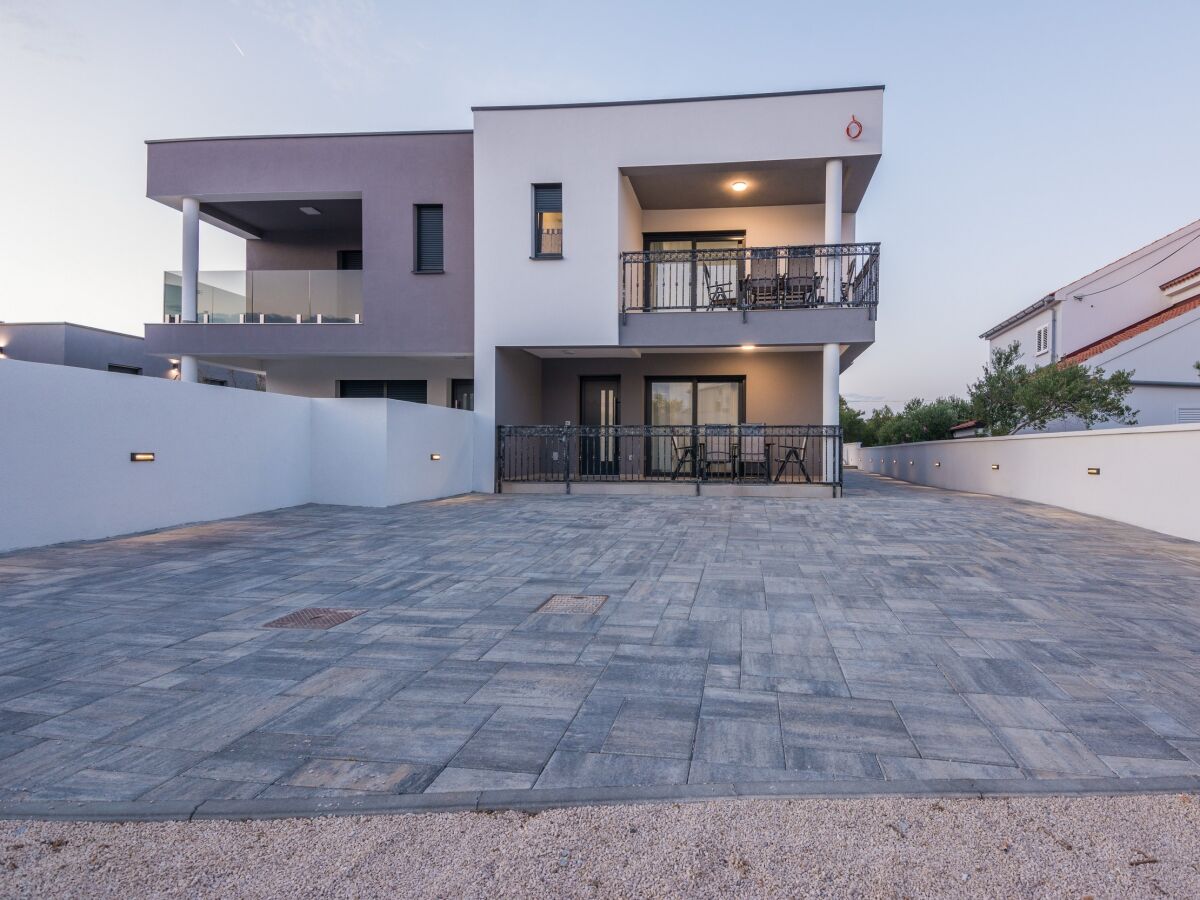 Apartment Two bedroom apartment with terrace Vir A-20013-a - Outdoor photo 2