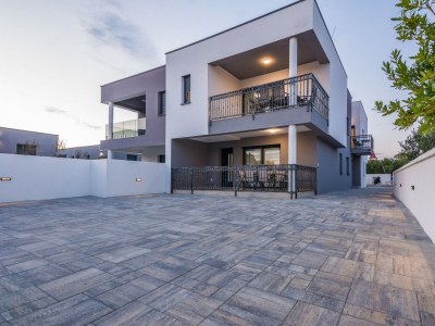 Apartment Two bedroom apartment with terrace Vir A-20013-a - Outdoor photo 3