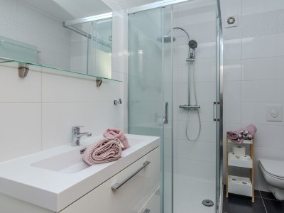 Apartment Two bedroom apartment with terrace Vir A-18519-a - Outdoor photo 17