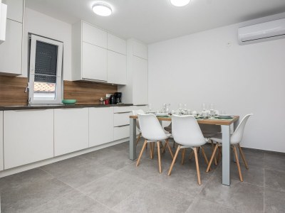 Apartment Two bedroom apartment with terrace Vir A-18522-c - Outdoor photo 22