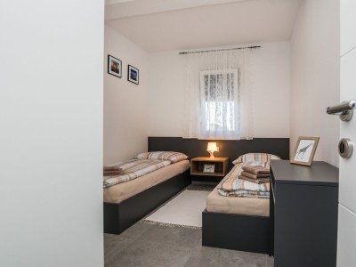 Apartment Two bedroom apartment with terrace Vir A-18522-c - Outdoor photo 29