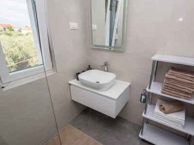 Apartment Two bedroom apartment with terrace Vir A-18522-c - Outdoor photo 32