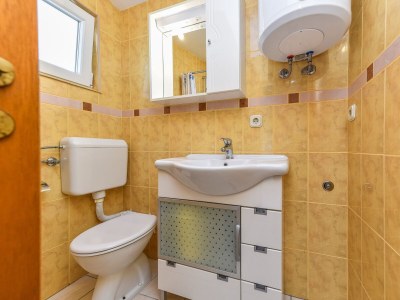 Apartment Two bedroom apartment with terrace and sea view Vir A-18523-a - Outdoor photo 17