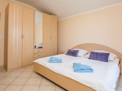 Apartment One bedroom apartment with air-conditioning Vir A-20201-a - Outdoor photo 8