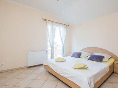 Apartment One bedroom apartment with air-conditioning Vir A-20201-b in Vir - Apartment
