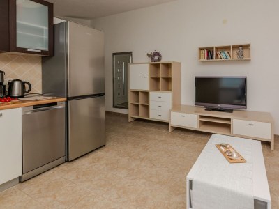 Apartment One bedroom apartment with terrace and sea view Vir A-18523-b - Outdoor photo 8