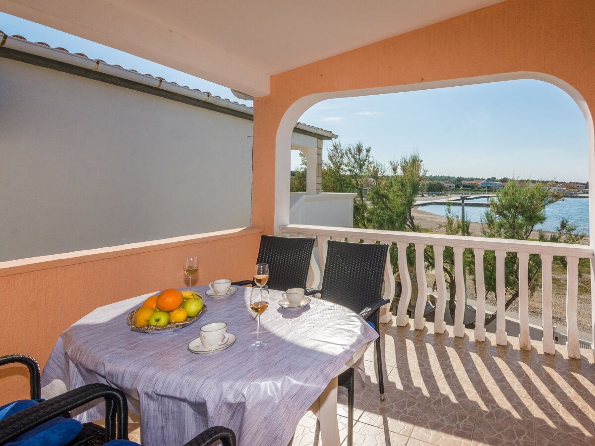 Apartment One bedroom apartment near beach Vir A-20203-d