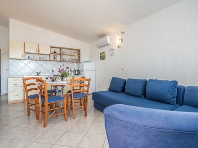 Apartment One bedroom apartment near beach Vir A-20203-d - Outdoor photo 5