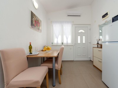 Apartment Two bedroom apartment with terrace Vir - Torovi - Vir - Pedinka, Vir A-18577-b - Outdoor photo 6