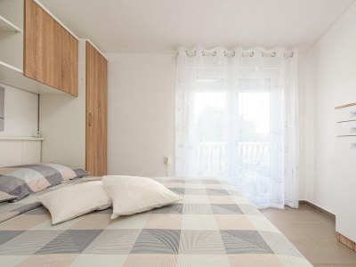 Apartment Two bedroom apartment with terrace Vir - Torovi - Vir - Pedinka, Vir A-18577-b - Outdoor photo 10