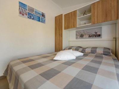 Apartment Two bedroom apartment with terrace Vir - Torovi - Vir - Pedinka, Vir A-18577-b - Outdoor photo 11