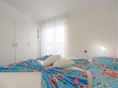 Apartment Two bedroom apartment with terrace Vir - Torovi - Vir - Pedinka, Vir A-18577-b - Outdoor photo 13