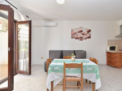 Apartment Apartments with parking space Valbandon, Fažana - 20706 - Outdoor photo 11