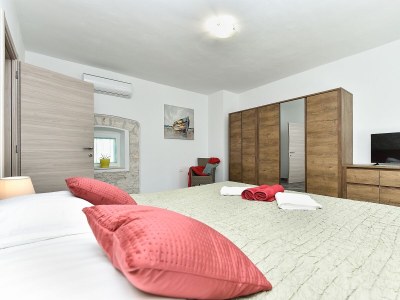 Holiday house Two bedroom house with terrace Butkovići, Central Istria - Središnja Istra K-20751 - Outdoor photo 18