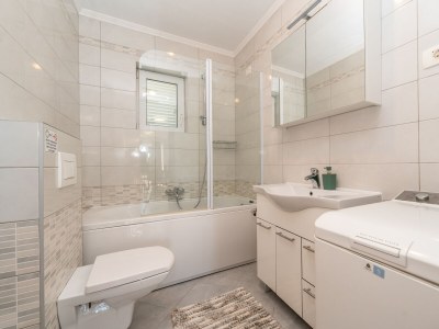 Apartment Two bedroom apartment near beach Privlaka, Zadar A-23531-a - Outdoor photo 20