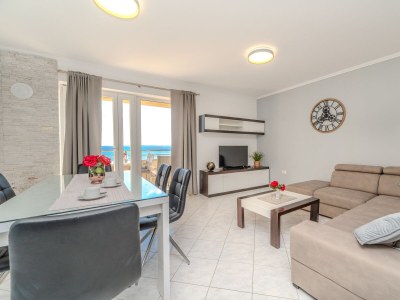 Apartment Two bedroom apartment near beach Privlaka, Zadar A-23531-f - Outdoor photo 13