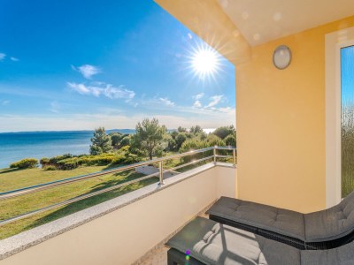 Apartment Two bedroom apartment near beach Privlaka, Zadar A-23531-f - Outdoor photo 22