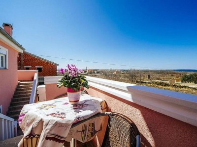 Apartment One bedroom apartment with balcony and sea view Vrsi, Zadar A-23537-b - Outdoor photo 8