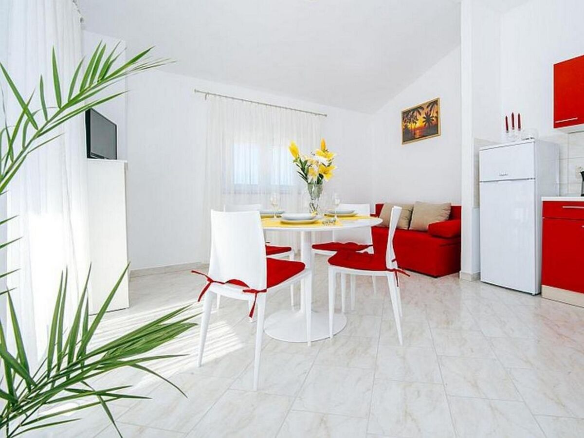 Apartment Two bedroom apartment with balcony and sea view Vrsi, Zadar A-23537-c - Outdoor photo 2