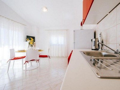 Apartment Two bedroom apartment with balcony and sea view Vrsi, Zadar A-23537-c - Outdoor photo 3