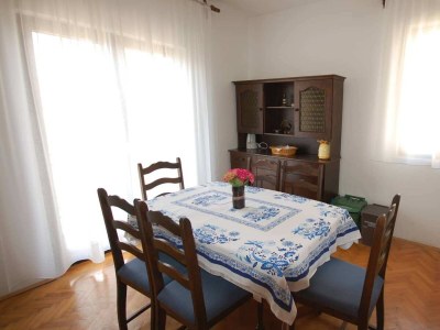 Apartment Three bedroom apartment with terrace Njivice, Krk A-21869-a - Outdoor photo 5