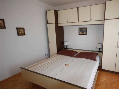 Apartment Three bedroom apartment with terrace Njivice, Krk A-21869-a - Outdoor photo 9