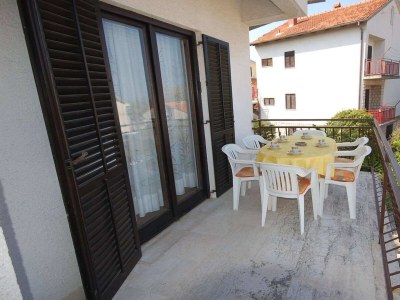 Apartment Three bedroom apartment with terrace Njivice, Krk A-21869-a - Outdoor photo 14