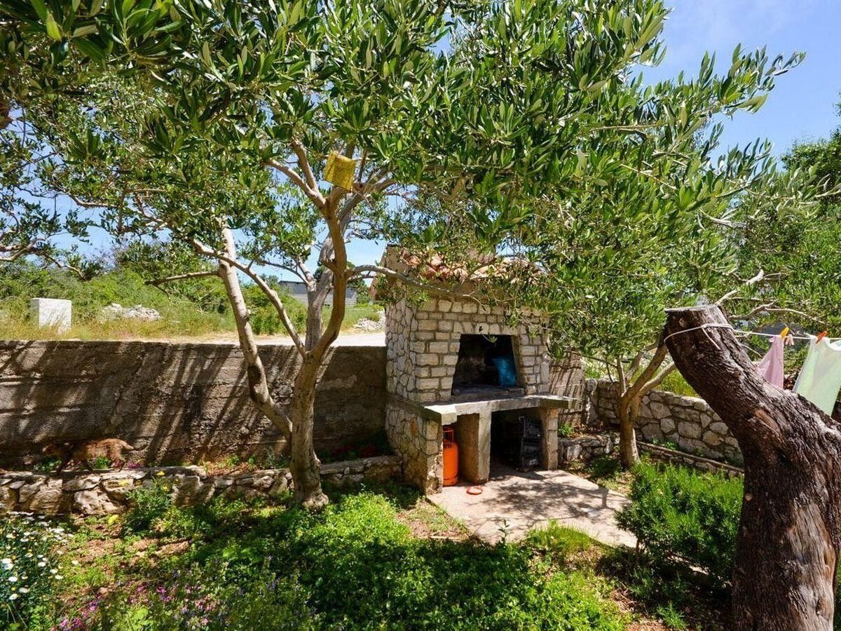 Apartment Two bedroom apartment with terrace Novalja, Pag A-23663-b