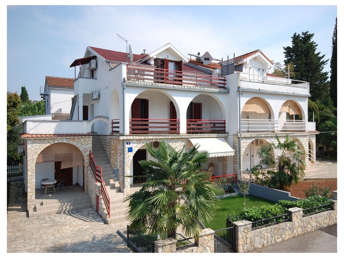 Apartment Apartments with parking space Malinska, Krk - 22252 - Apartments with parking space Malinska, Krk - 22252