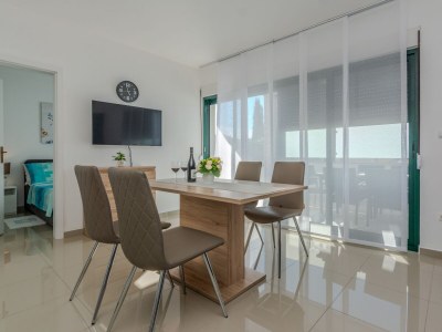 Apartment One bedroom apartment with terrace Vir - Kozjak, Vir A-23400-a in Vir - Apartment