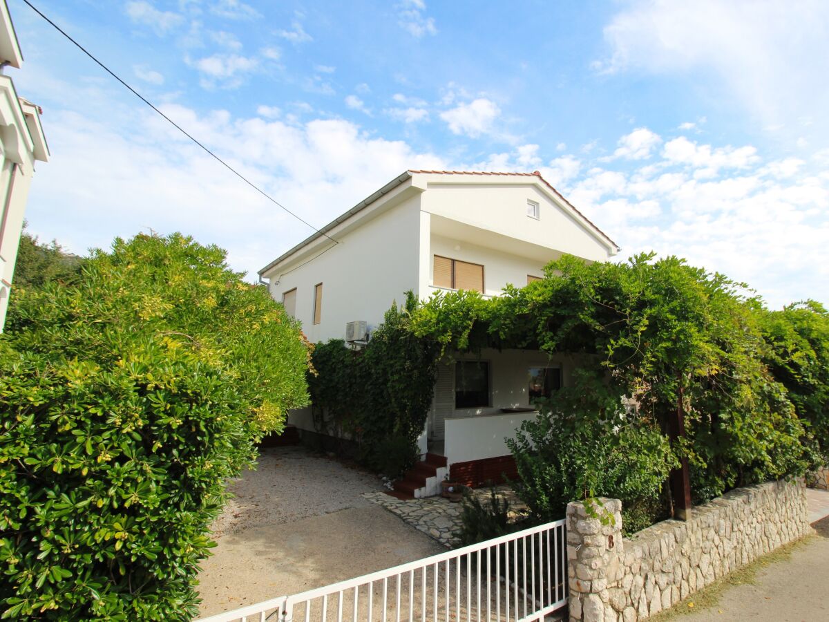 Apartment One bedroom apartment with terrace Baška, Krk A-24201-b - Outdoor photo 4