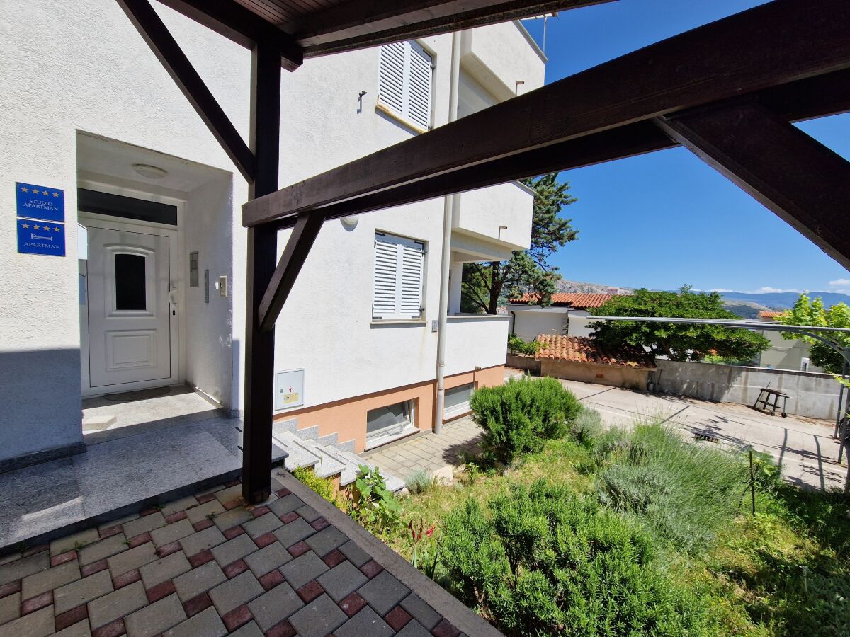 Apartment One bedroom apartment with balcony and sea view Baška, Krk A-24227-a - Outdoor photo 3