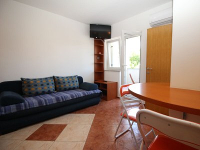 Apartment One bedroom apartment with balcony Baška, Krk A-24229-c - Outdoor photo 5