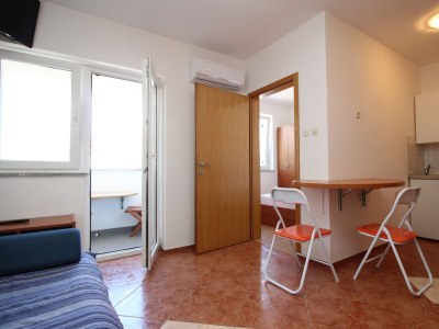 Apartment One bedroom apartment with balcony Baška, Krk A-24229-c - Outdoor photo 8