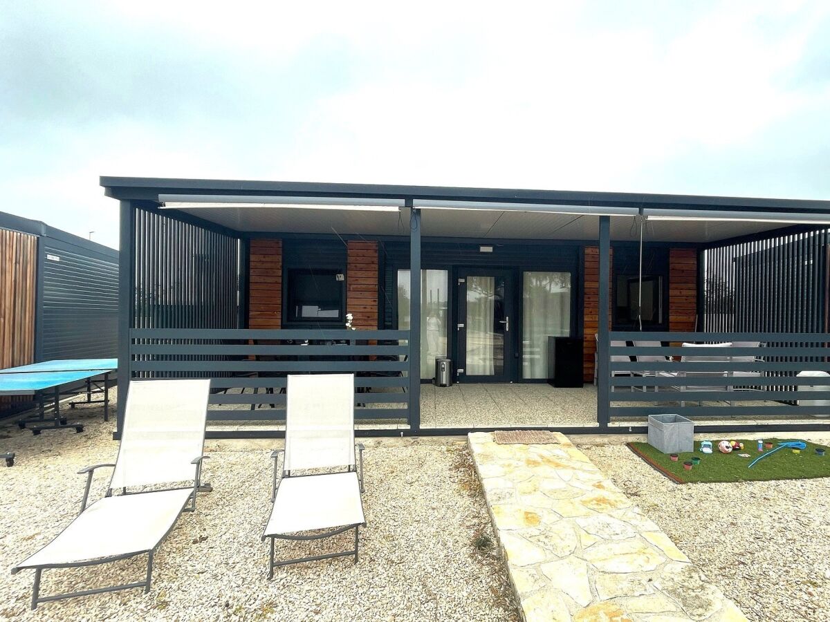 Apartment Two bedroom apartment with terrace Pirovac, Šibenik A-24299-a - Outdoor photo 3