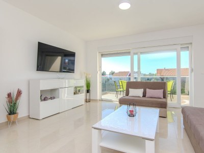 Apartment Three bedroom apartment with balcony Vir A-24307-a - Outdoor photo 3