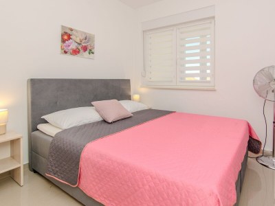 Apartment Three bedroom apartment with balcony Vir A-24307-a - Outdoor photo 9