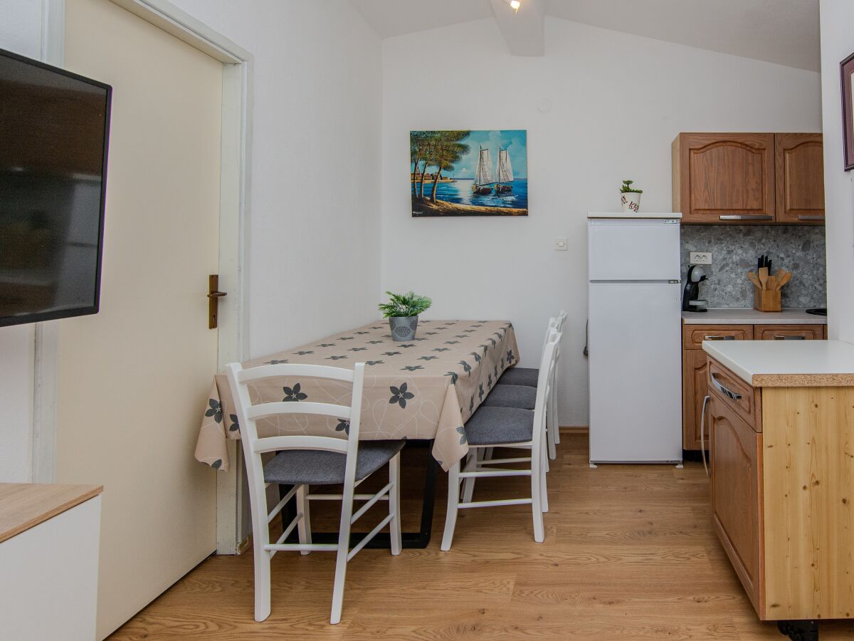 Apartment Two bedroom apartment with terrace Vir A-24319-a - Outdoor photo 3