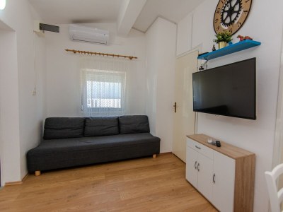 Apartment Two bedroom apartment with terrace Vir A-24319-a - Outdoor photo 2