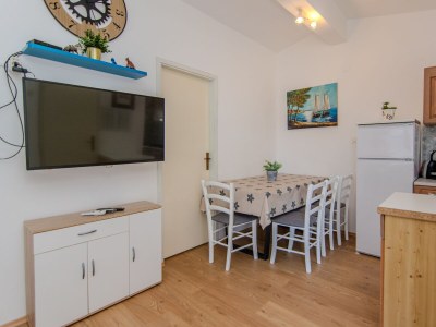 Apartment Two bedroom apartment with terrace Vir A-24319-a - Outdoor photo 4