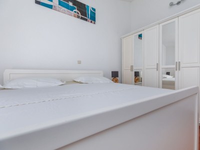 Apartment Two bedroom apartment with terrace and sea view Lokva Rogoznica, Omiš A-24321-a - Outdoor photo 25