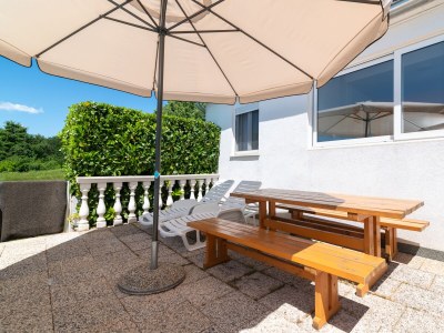 Apartment Two bedroom apartment with terrace Cancini, Poreč A-24335-b in Poreč - Apartment