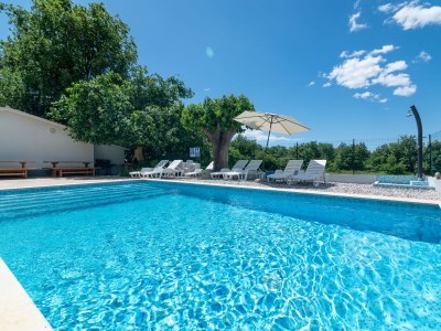 Apartment Two bedroom apartment with terrace Cancini, Poreč A-24335-b - Outdoor photo 6