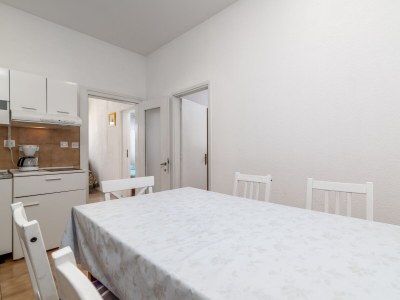 Apartment Two bedroom apartment with terrace Cancini, Poreč A-24335-b - Outdoor photo 19