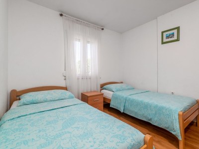 Apartment Two bedroom apartment with terrace Cancini, Poreč A-24335-b - Outdoor photo 24