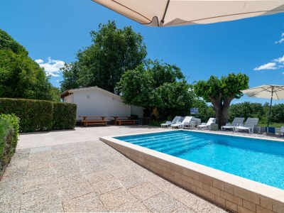 Apartment Two bedroom apartment with terrace Cancini, Poreč A-24335-b - Outdoor photo 28