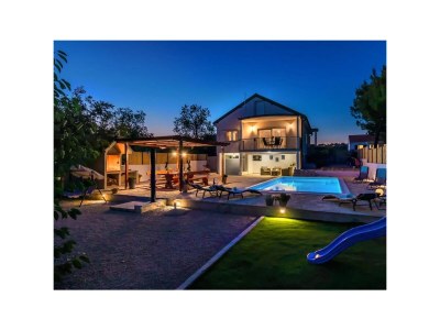 Holiday house Three bedroom house with terrace Vrpolje, Šibenik K-24345 - Outdoor photo 6