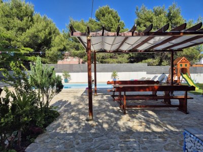 Holiday house Three bedroom house with terrace Vrpolje, Šibenik K-24345 - Outdoor photo 11