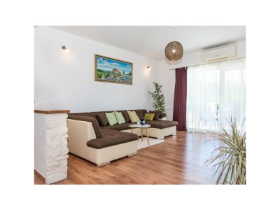 Holiday house Three bedroom house with terrace Vrpolje, Šibenik K-24345 - Outdoor photo 22