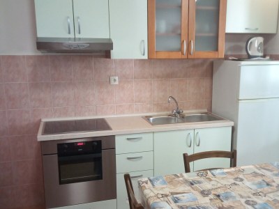 Apartment One bedroom apartment with terrace and sea view Rovanjska, Paklenica A-24348-a - Outdoor photo 9